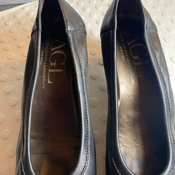 ATTILIO GIUSTI LEOMBRUNI Black Spectator Heel with Silver Toe Embellishments - Picture 6 of 16